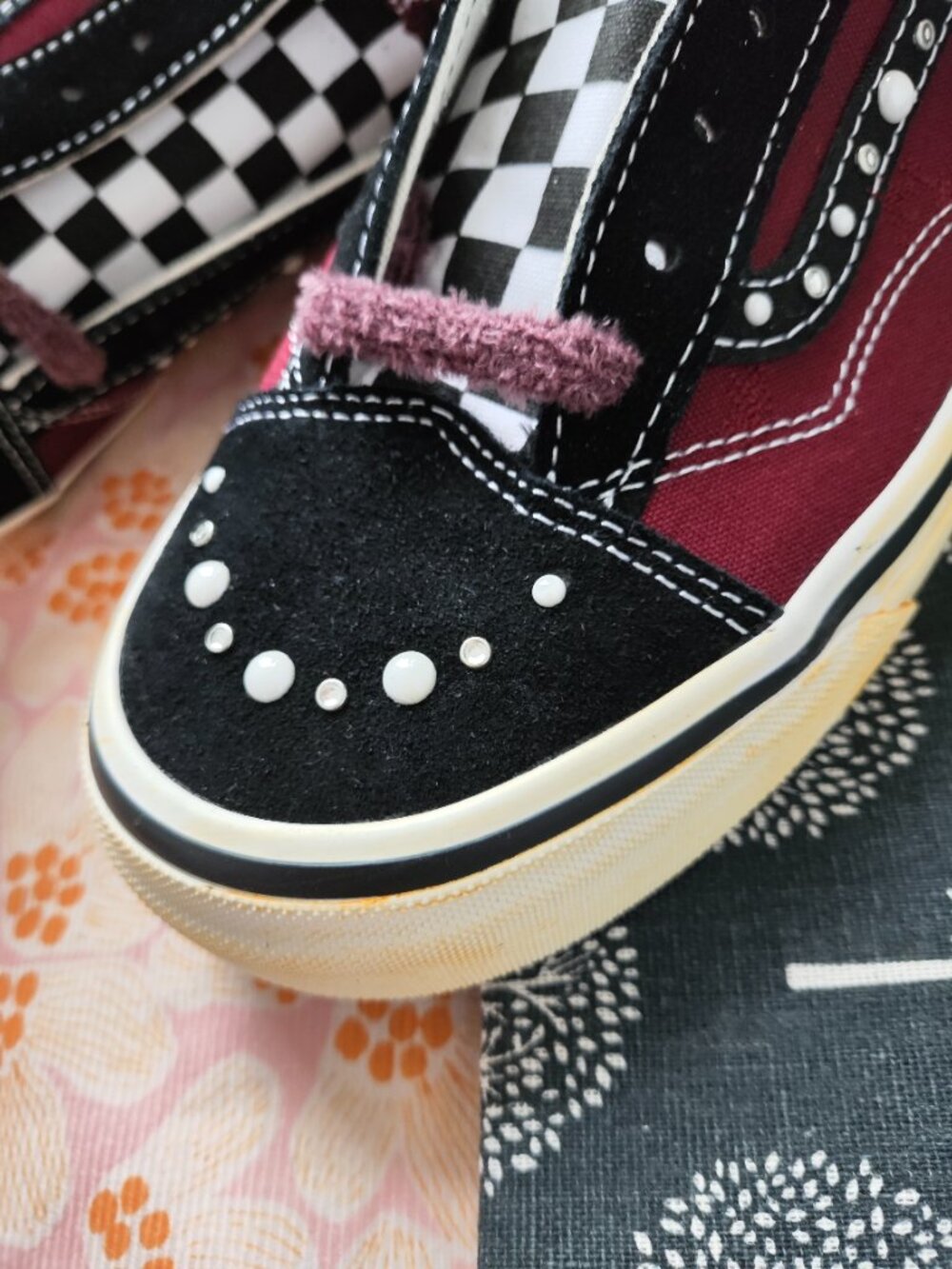 Vans OTW × Satoshi Nakamoto Collaboration Low-Top Skate Shoes - Picture 2 of 7
